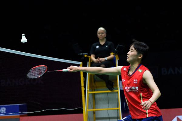 詹姆斯和安 詹姆斯和安